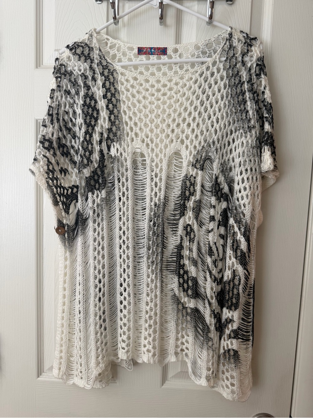 Selfie Couture By Trendology Crochet Open-Knit Top in Cream/Black